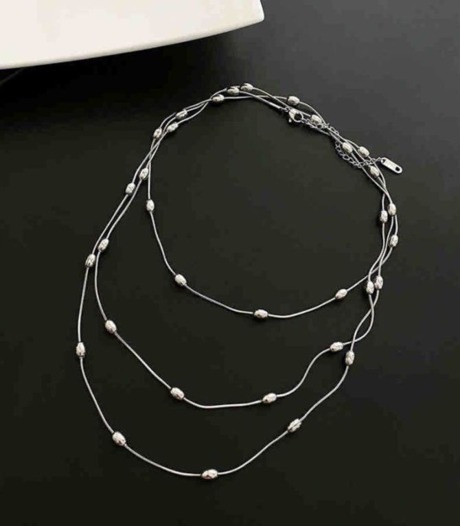 Collar silver layer oval bead