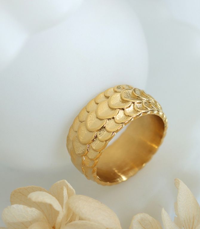 Anillo dorado fish scale 8