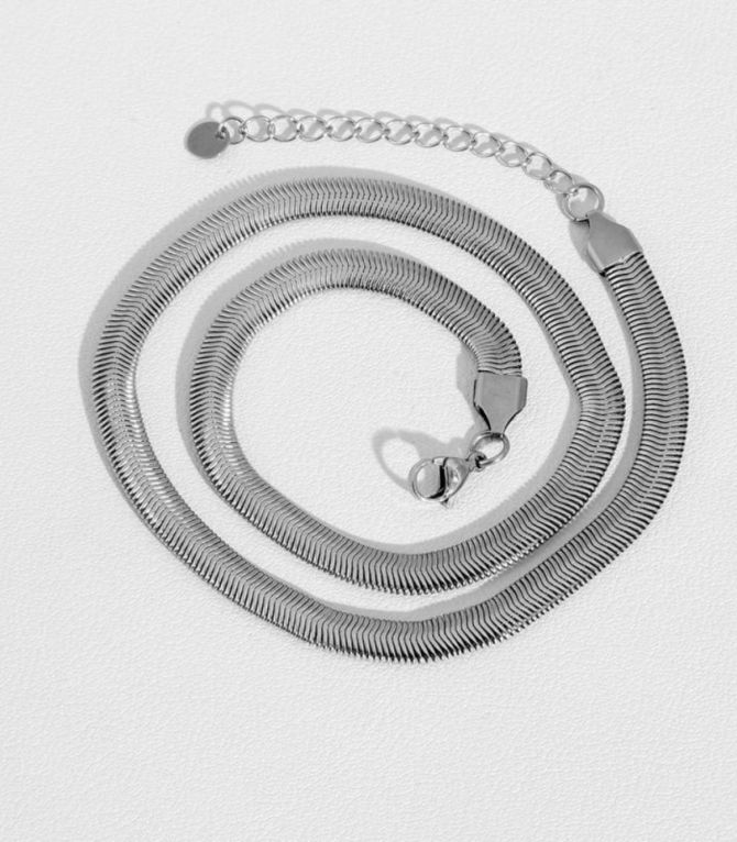 Collar silver chain