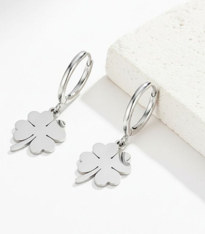 Aretes silver clover
