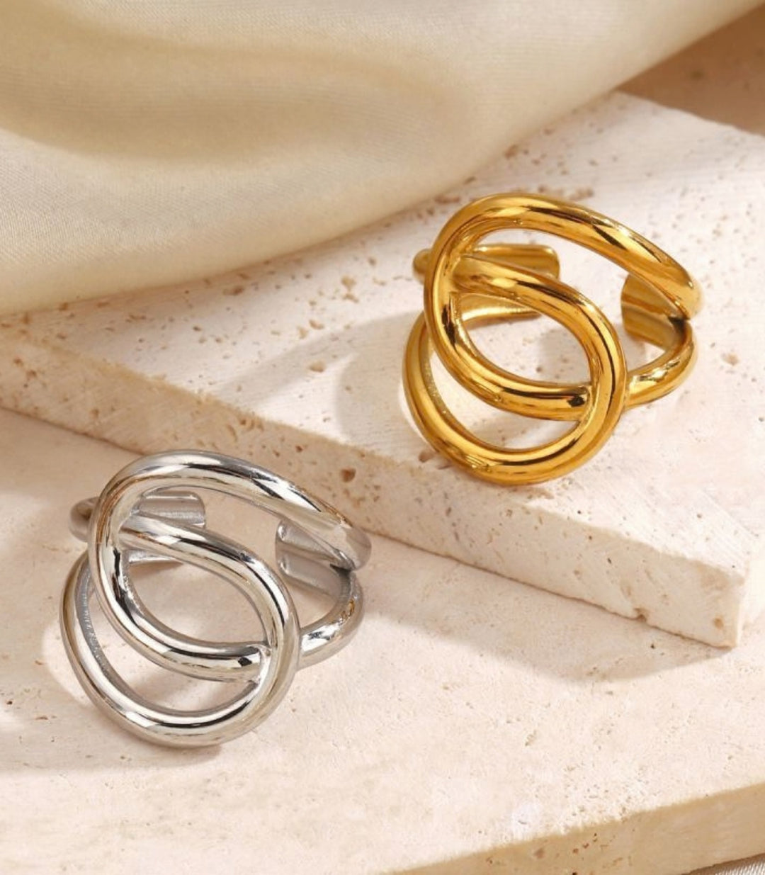Anillo Gold Geometric Stackable