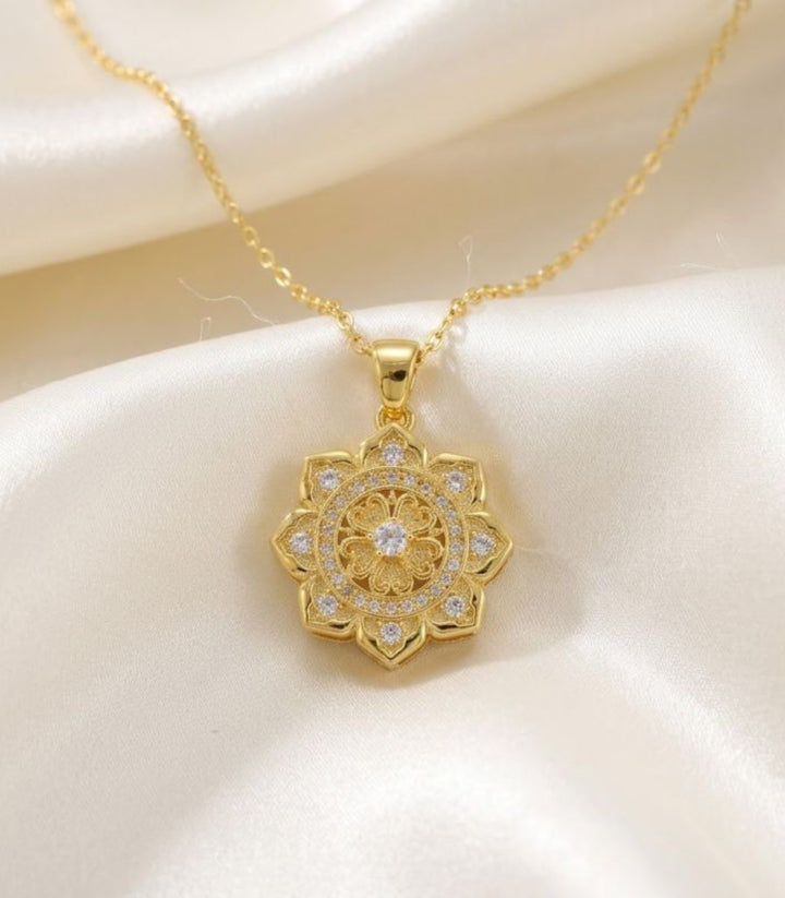 Collar Sunflower Rotating Zircon