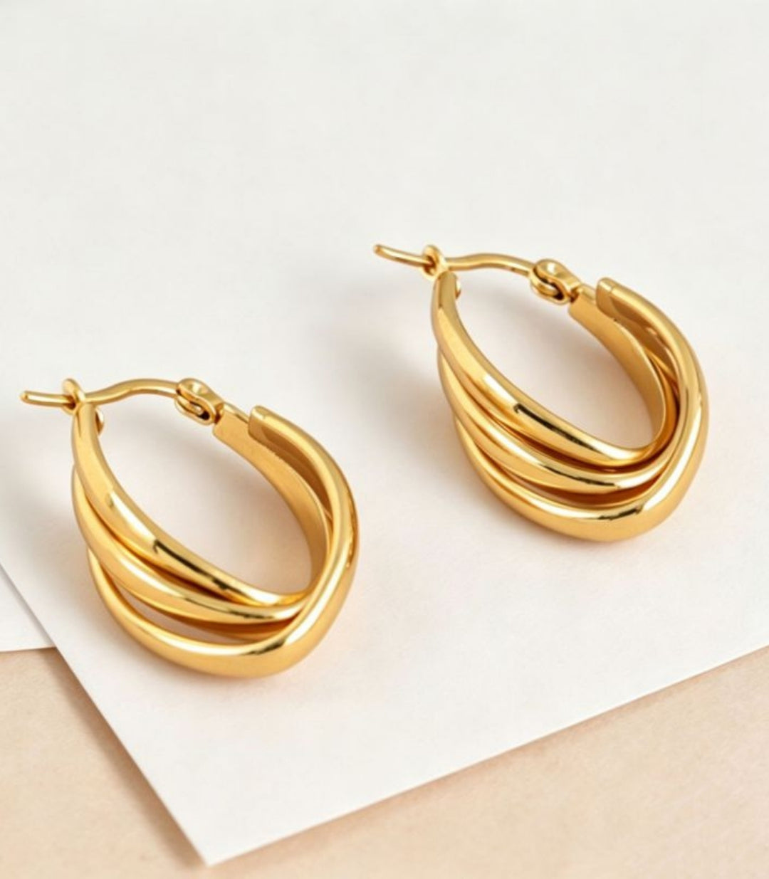 Aretes Irregular Triple