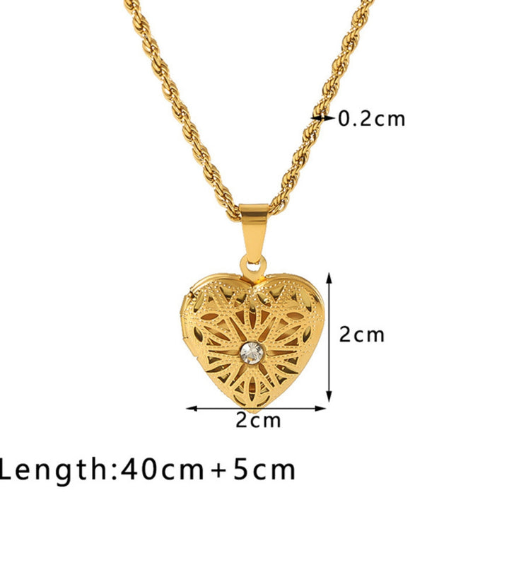 Collar Relicario Diamond Love 3