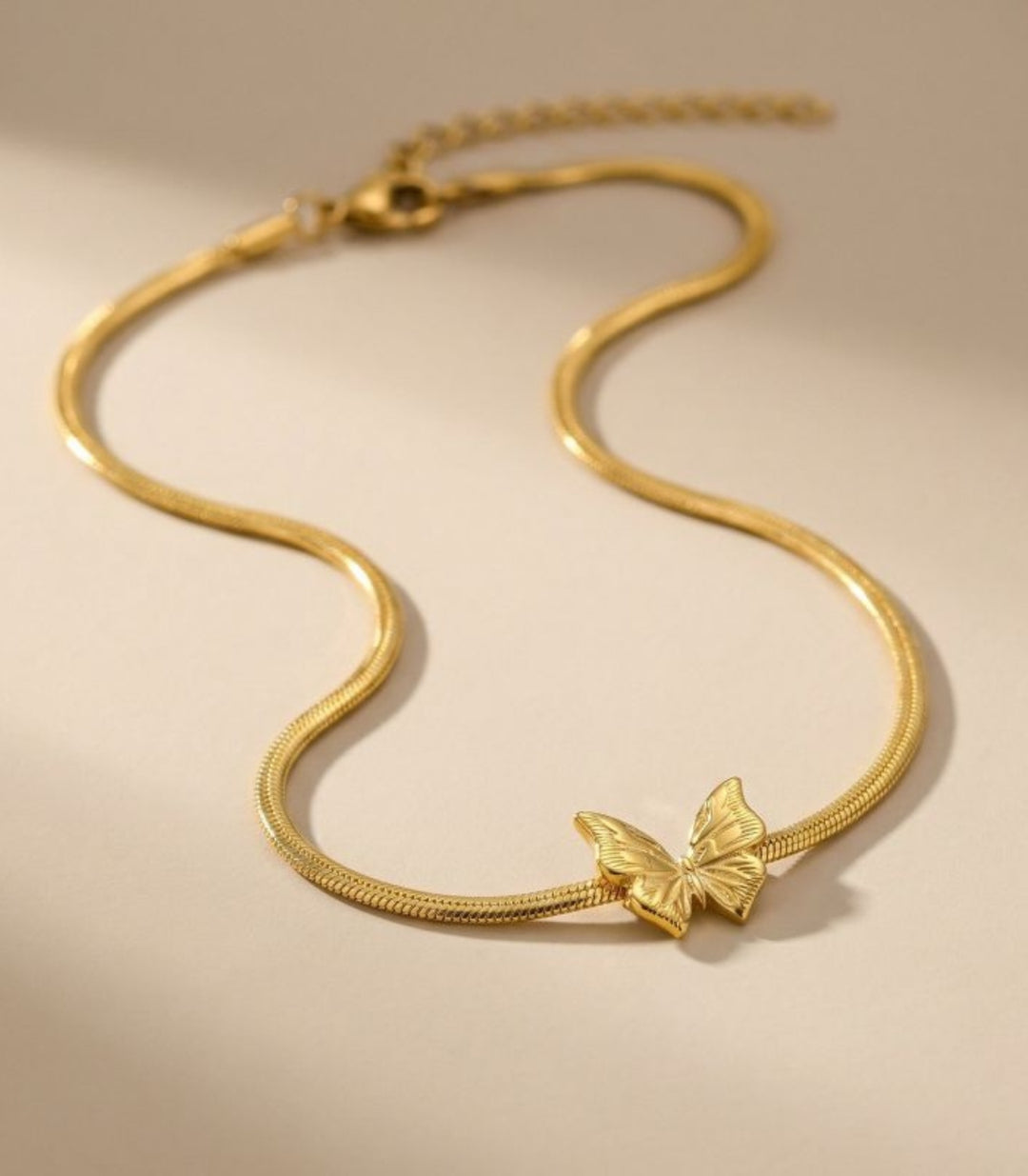 Collar Butterfly Snake