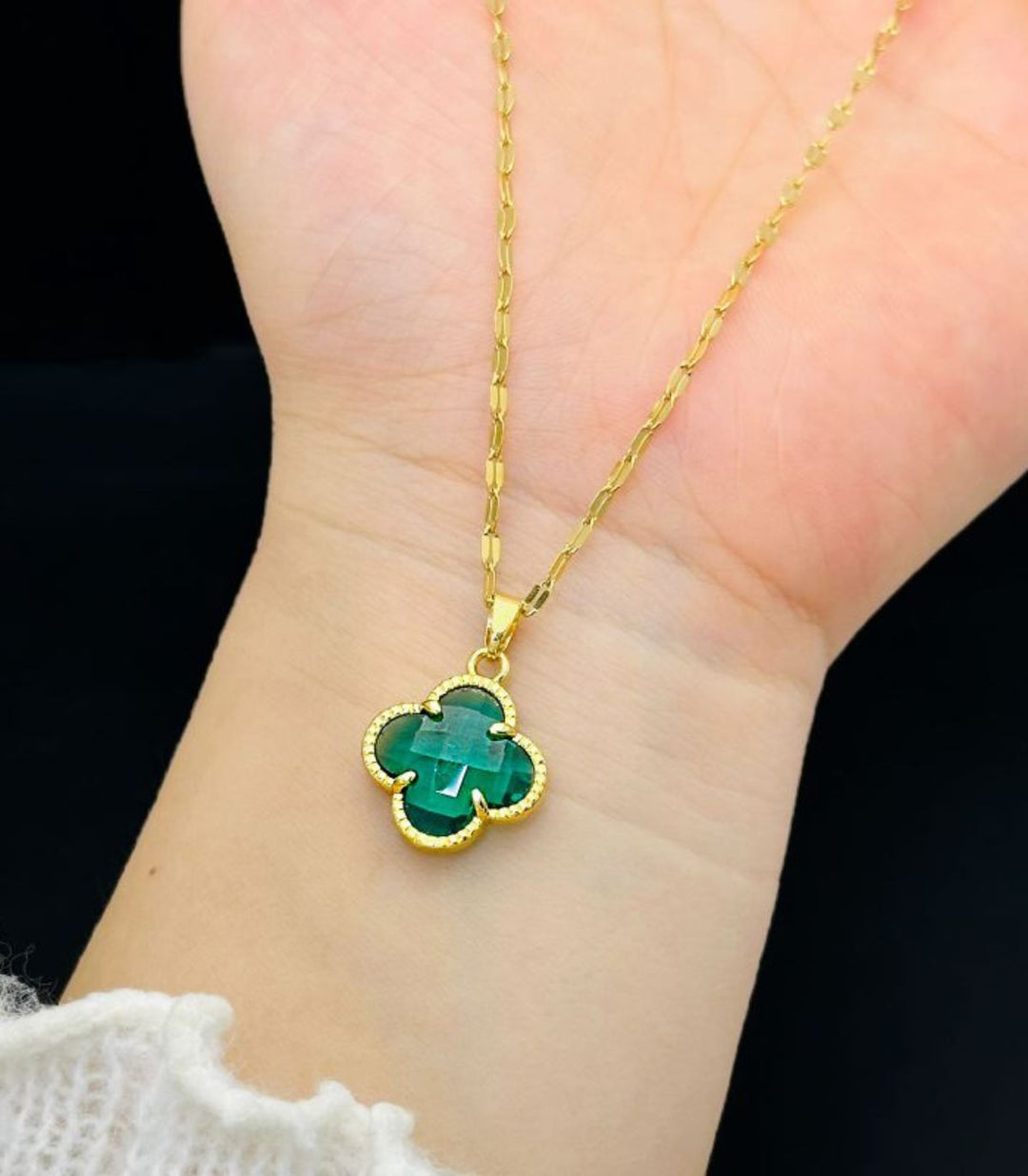 Collar Clover verde