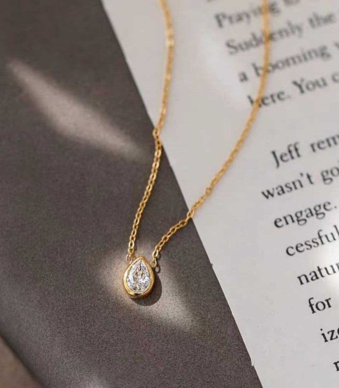 Collar Diamond Encrusted