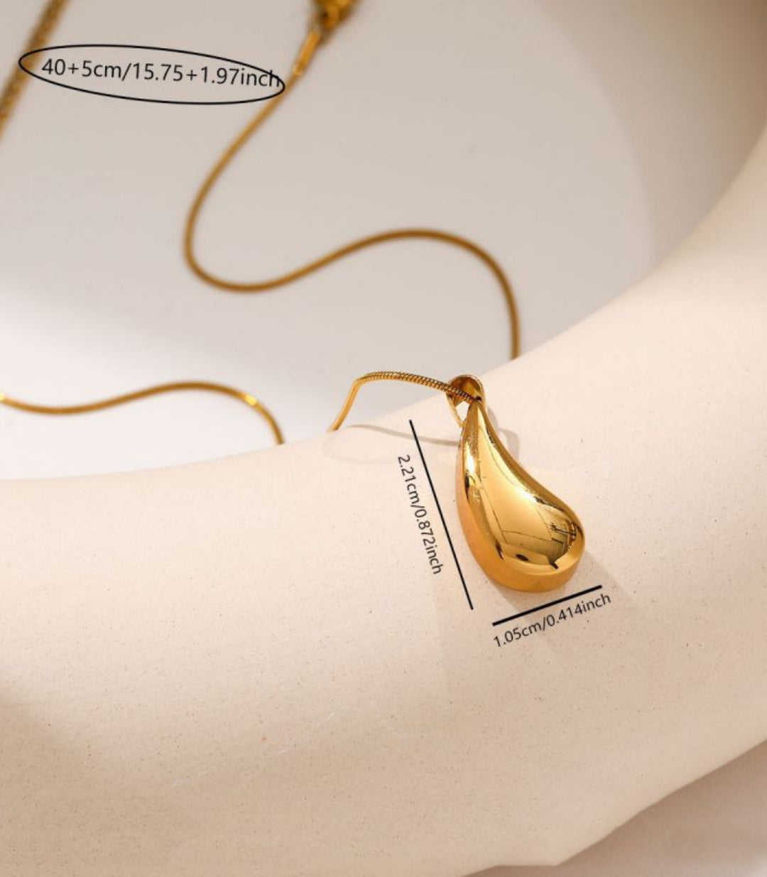 Collar Teardrop Shape