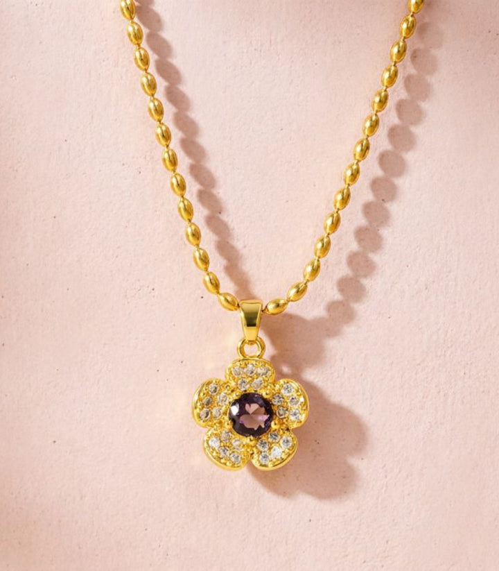 Collar Flor Morada 18K