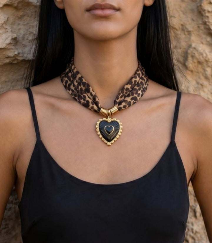 Collar Leopard Ribbon Heart