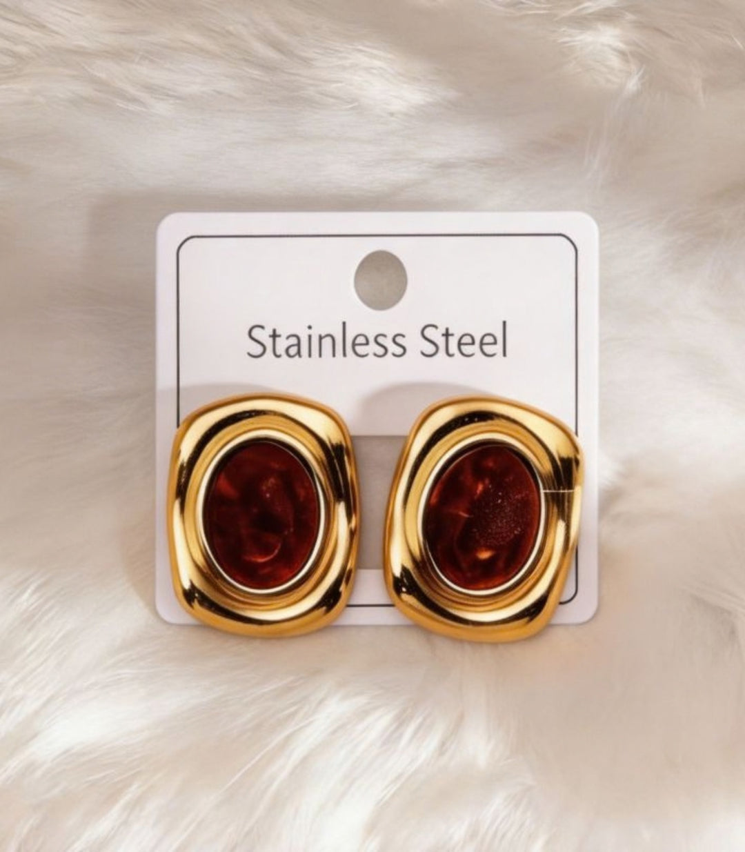 Aretes Dark Red