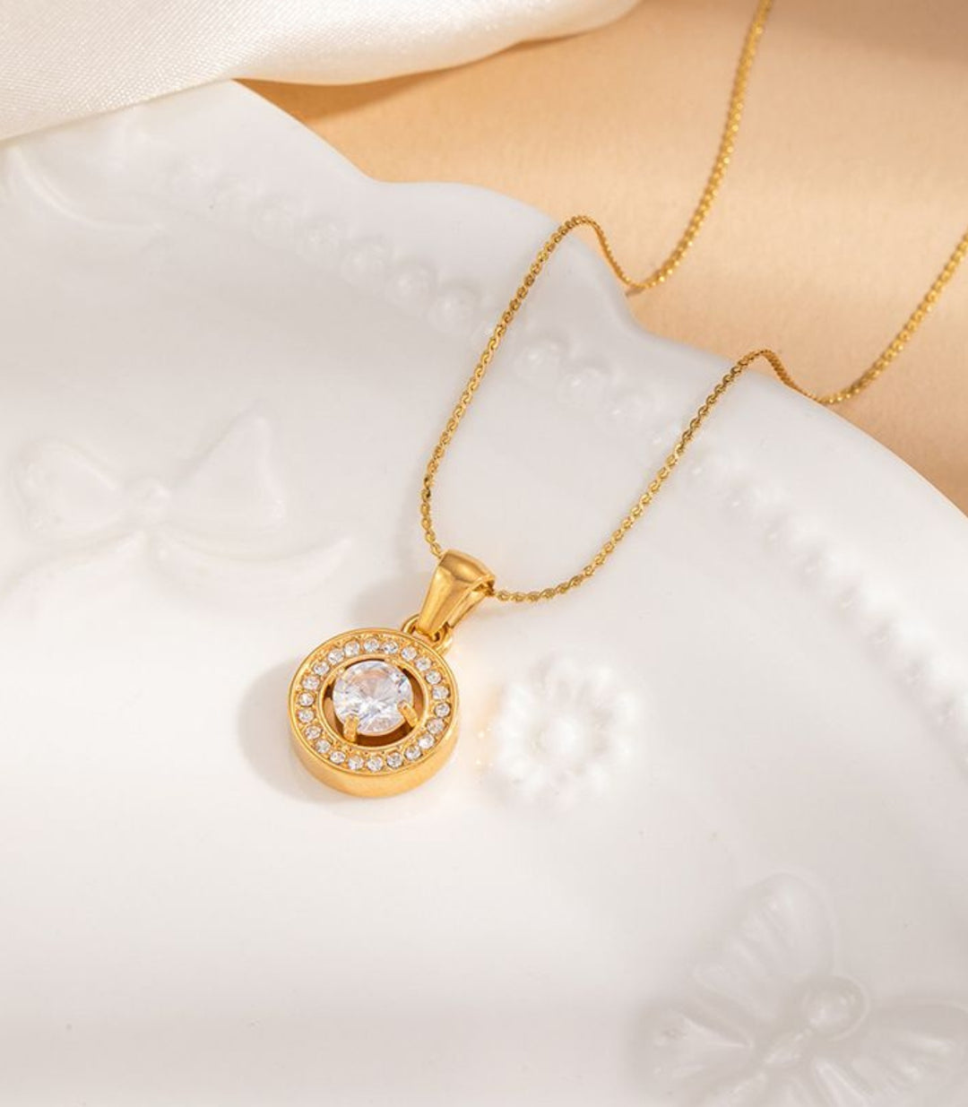 Collar Redondo con Zirconias