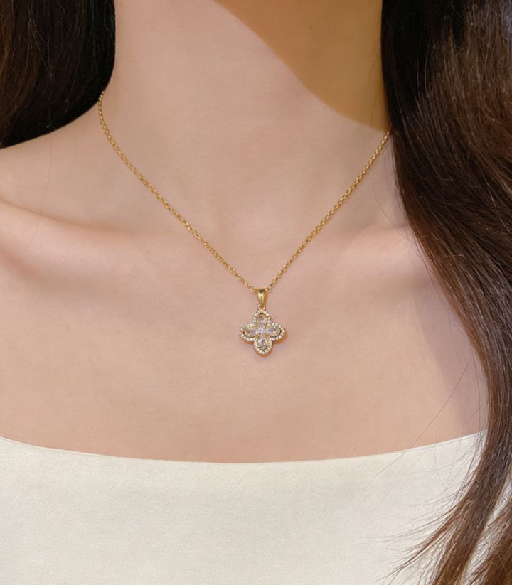 Collar Diamond Clover