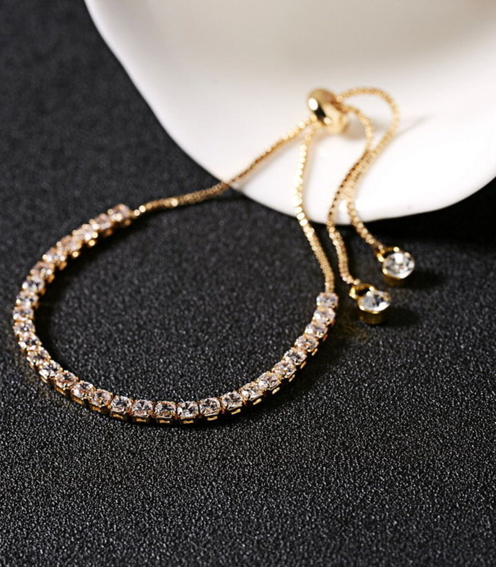 Brazalete Zirconias dorado