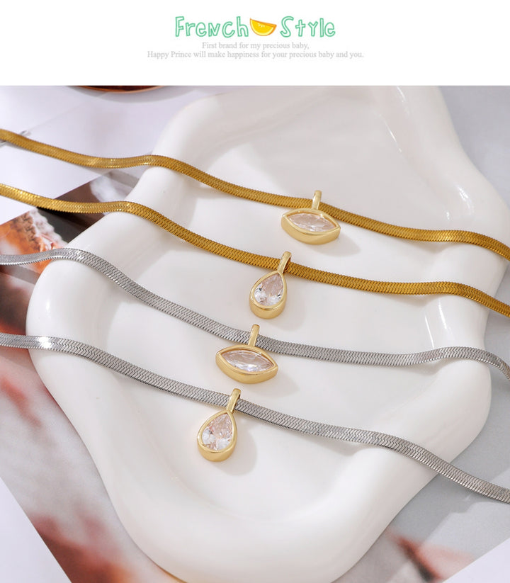 Collar Gold Bezel Teardrop