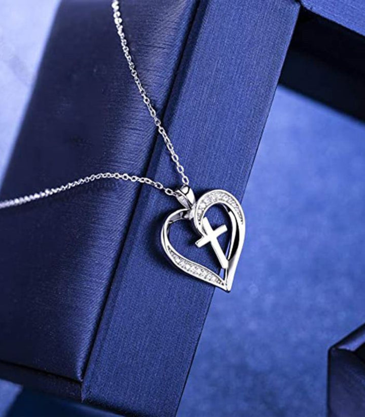 Collar Silver Heart Cross