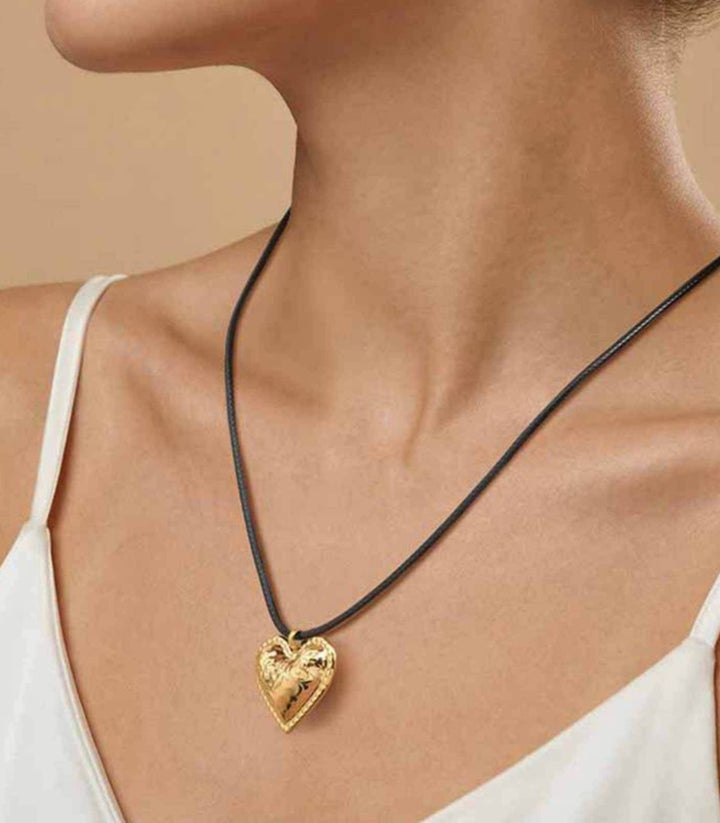 Collar Flower Heart