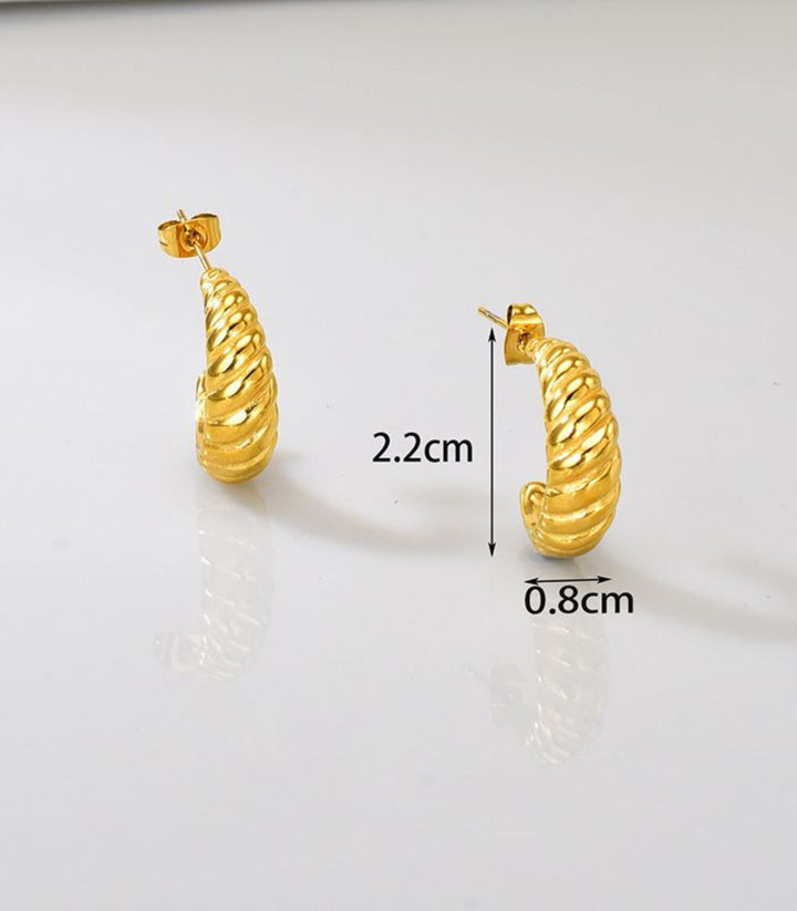 Aretes Geometric Croissant 18k