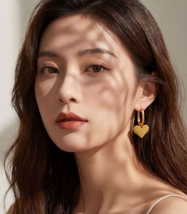 Aretes Corazón 18K
