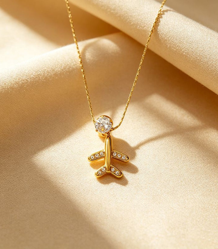 Collar Avion con Zirconia