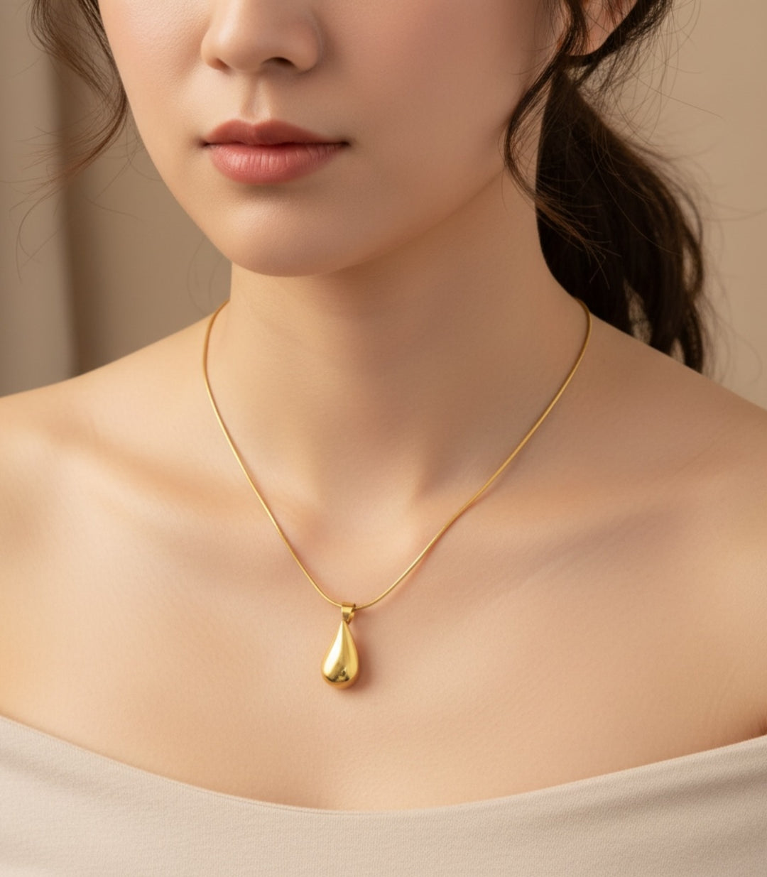 Collar Teardrop Shape