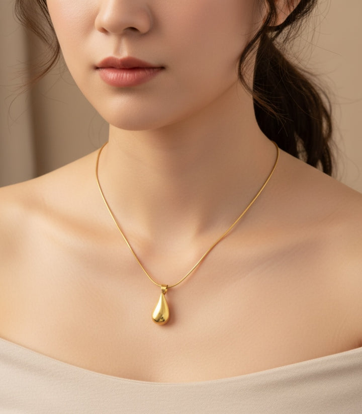 Collar Teardrop Shape