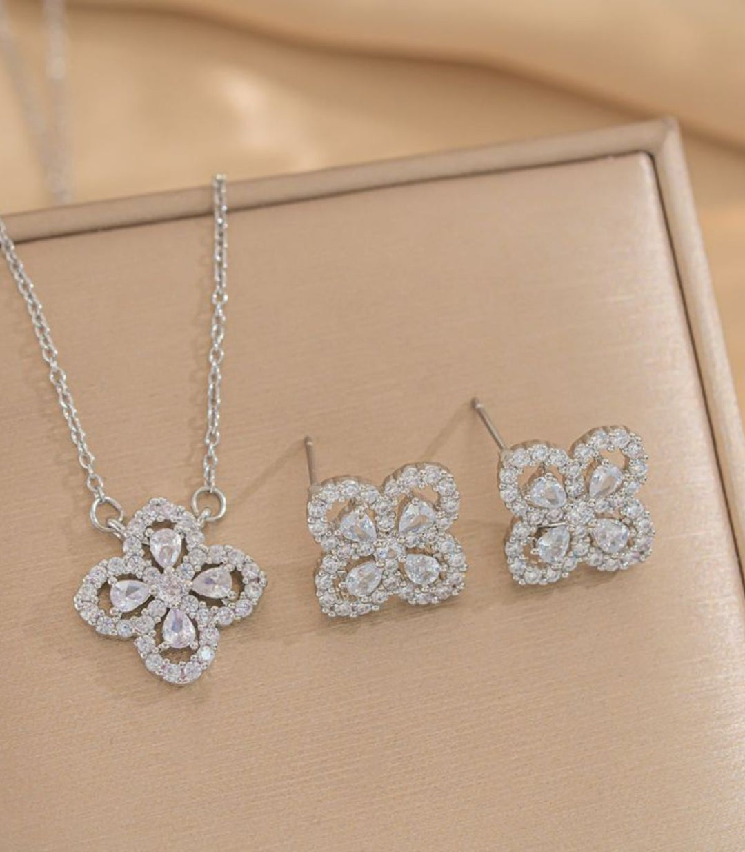 Collar set plata clover
