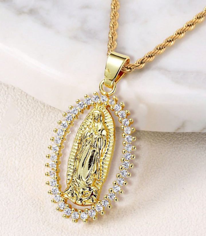 Collar Virgen con Zirconias