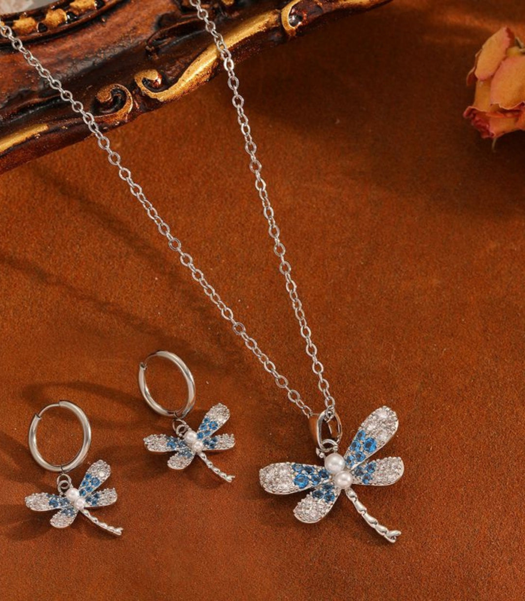 Collar y aretes set plata libélula