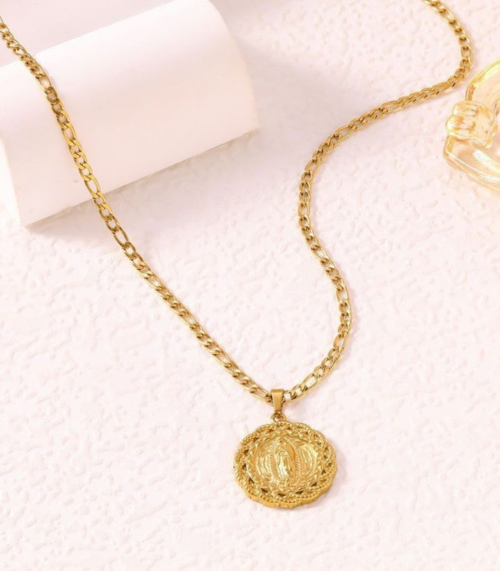 Collar Dorado Virgen