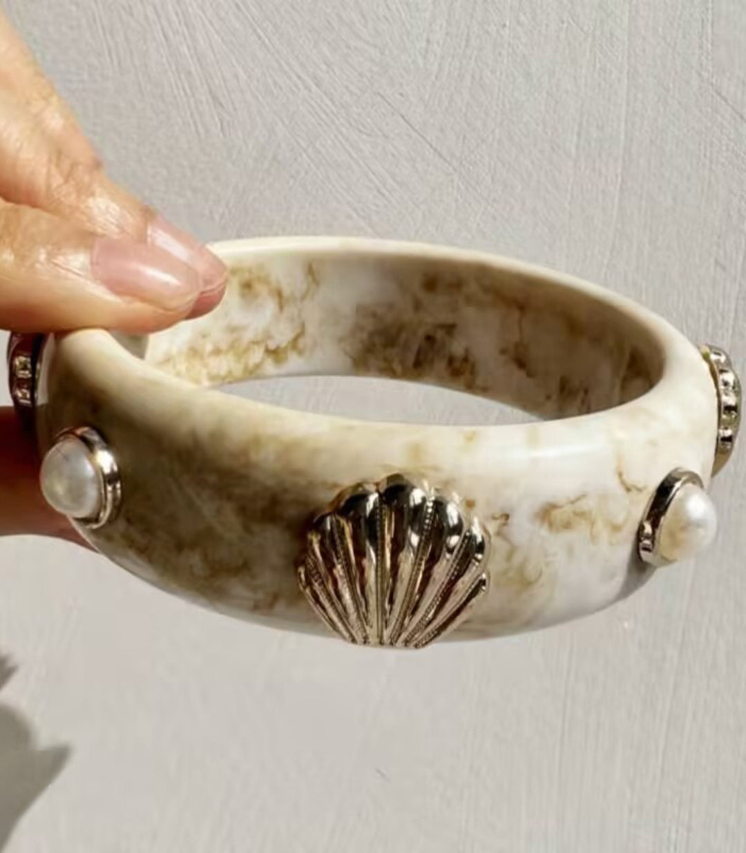 Brazalete acrylic patch shell