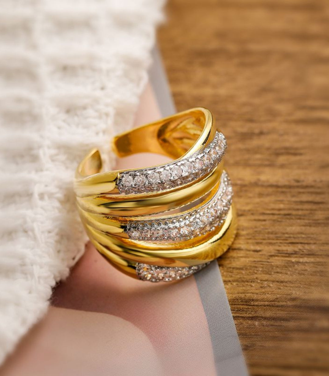 Anillo Geometric With Zirconium