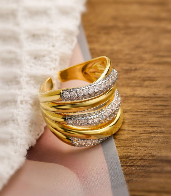 Anillo Geometric With Zirconium