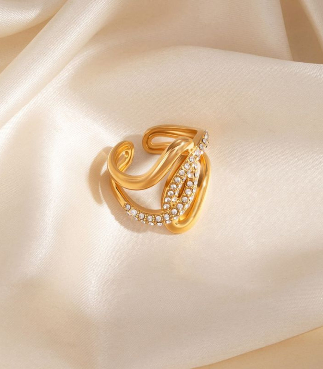 Anillo Twisted Zirconia