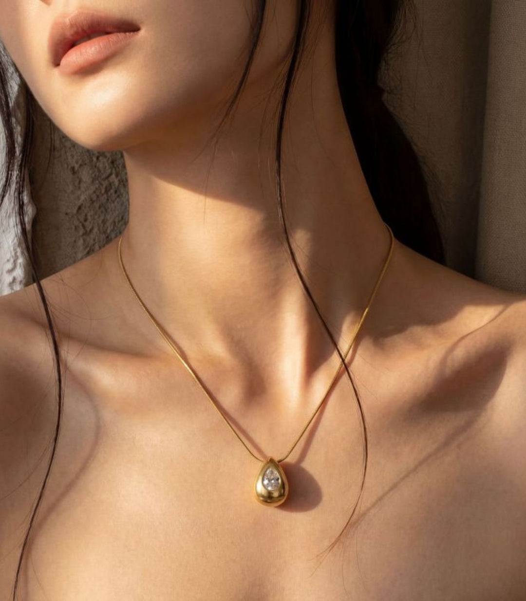 Collar Pave Teardrop 18K