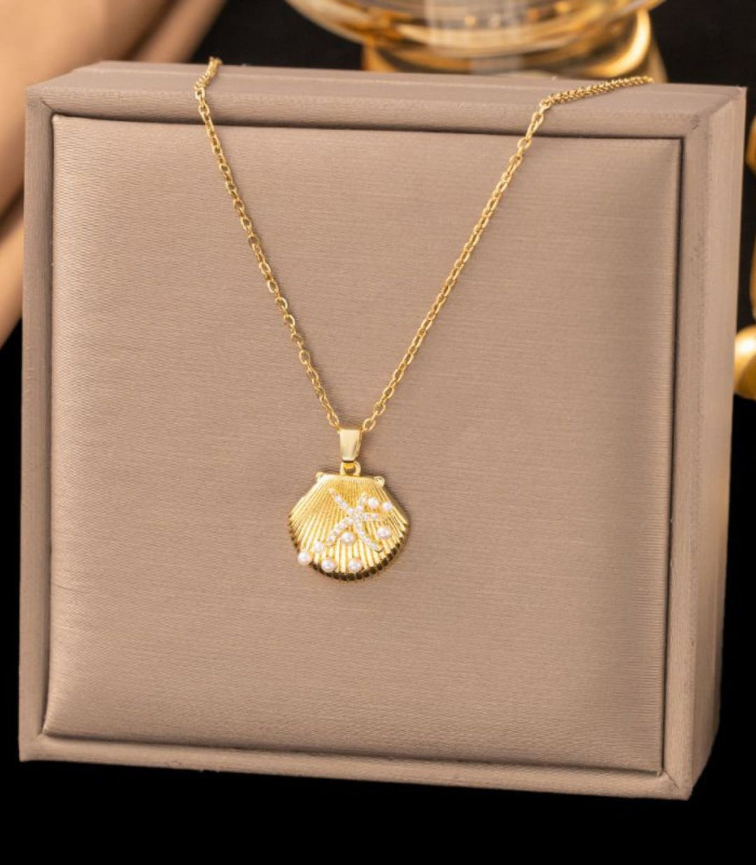 Collar Pearl Shell