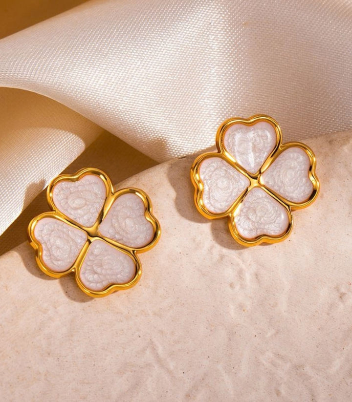 Aretes Clover Blanco