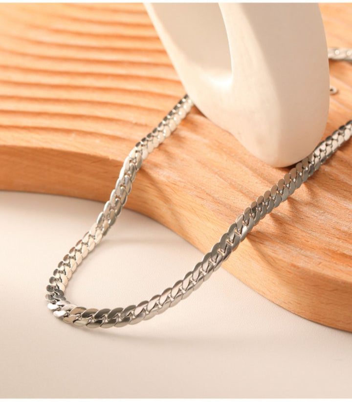 Collar silver snake bone