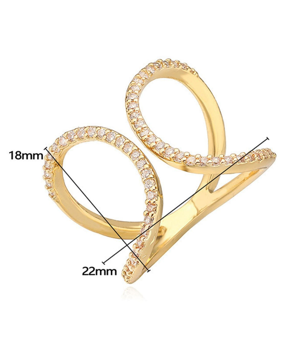Anillo dorado zirconas