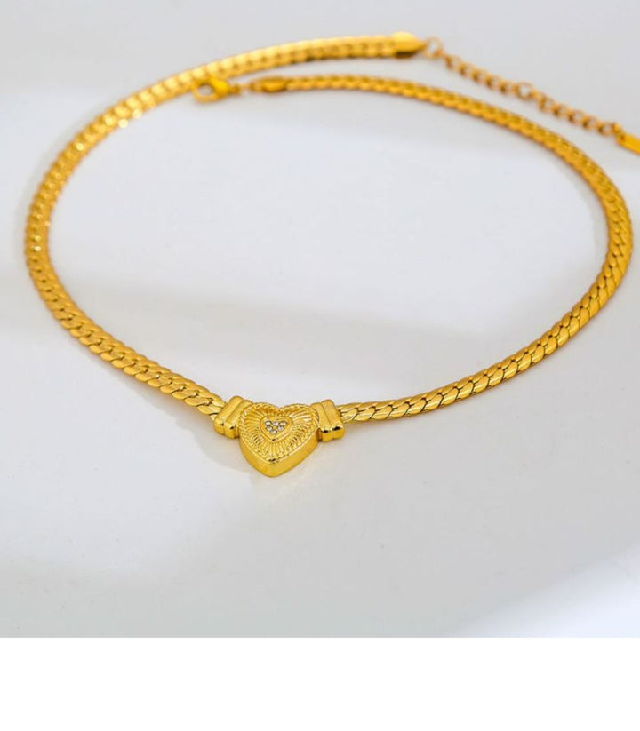 Collar love heart
