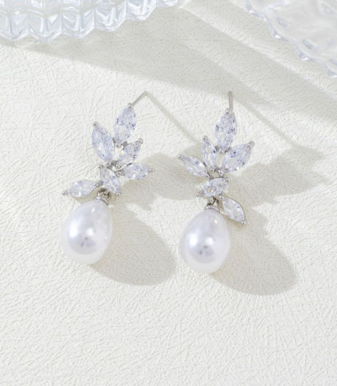 Aretes silver diamond leaf pearl