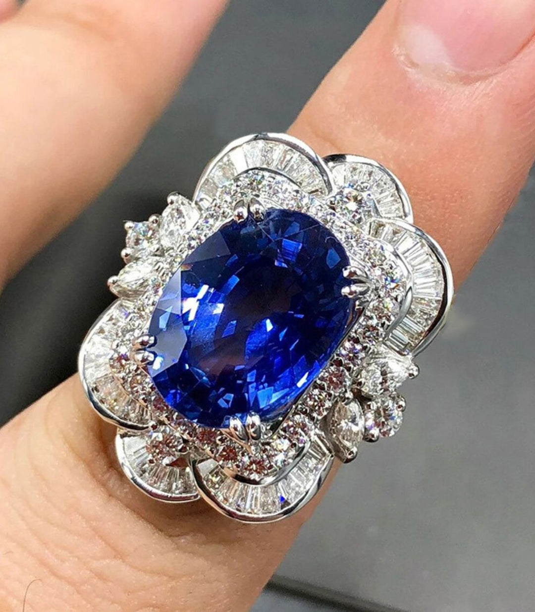 Anillo azul oval 7