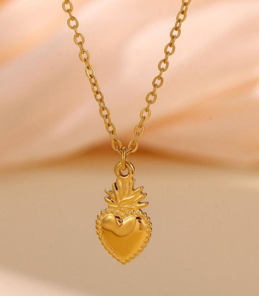 Collar gold love
