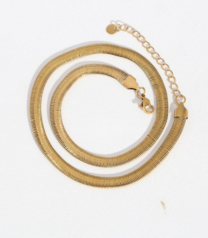 Collar gold chain