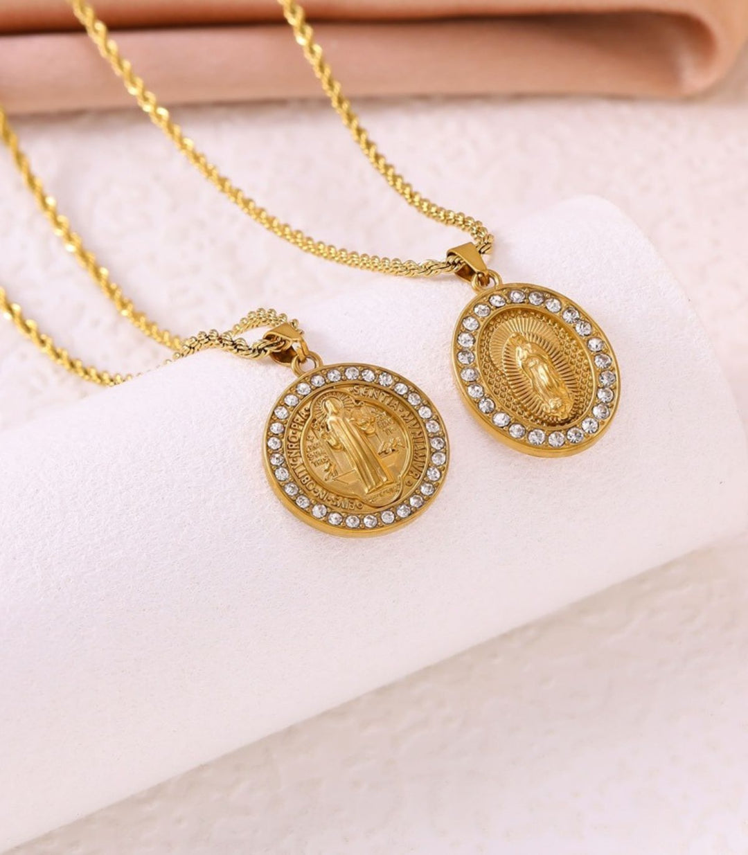 Collar circular sb con zirconias
