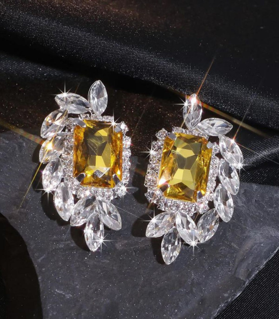 Aretes amarillo