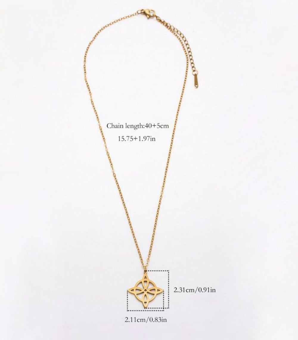 Collar 3 witch's knot