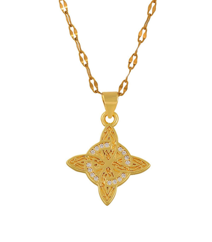 Collar 5 zircon witch's knot