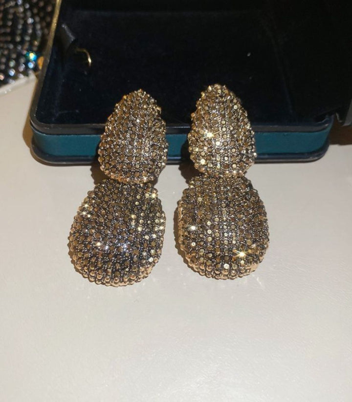 Aretes dorados irregular shaped