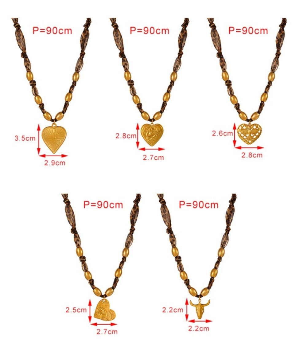 Collar heart rose leopard print